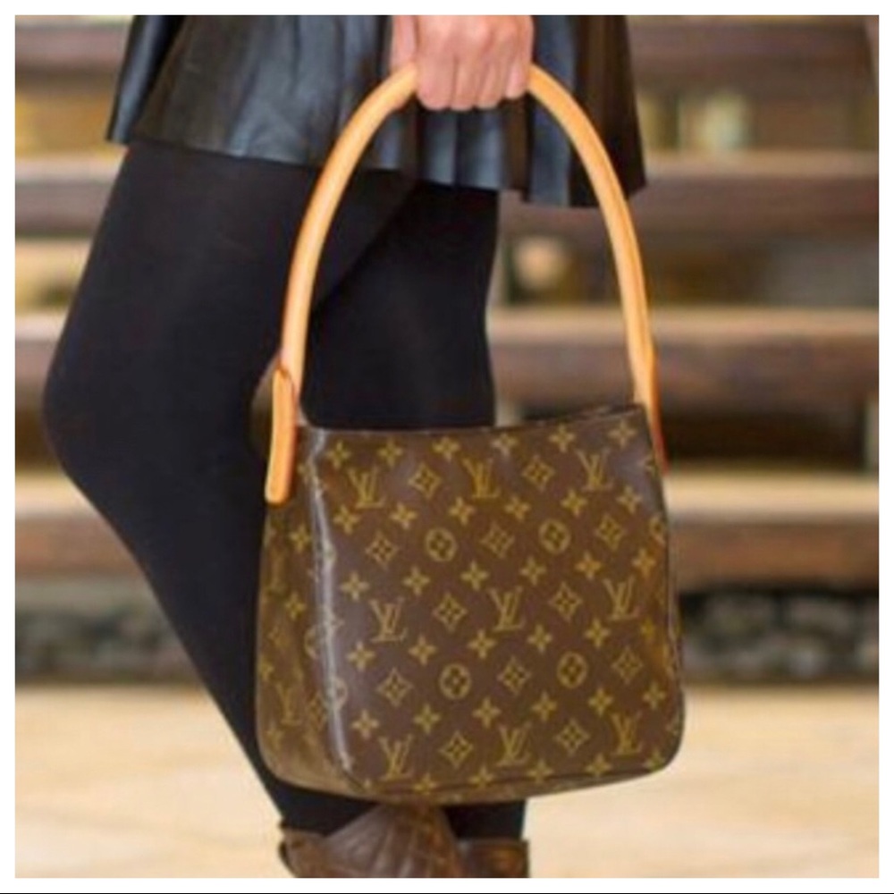 Louis Vuitton Looping mm shoulder bag